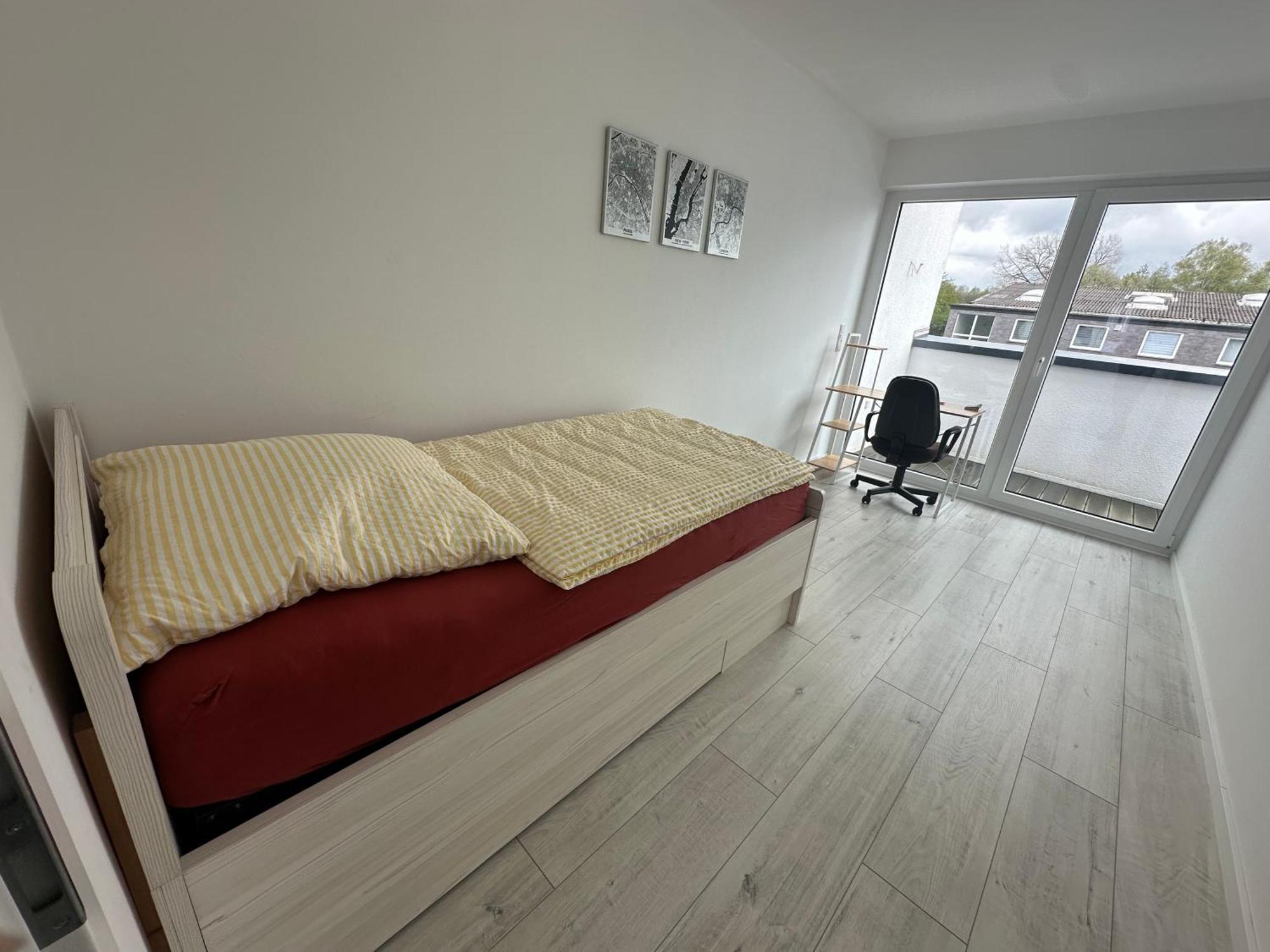 Neue Doppelhaushaelfte Mit Terrasse, Balkon Und Garten Remscheid Buitenkant foto